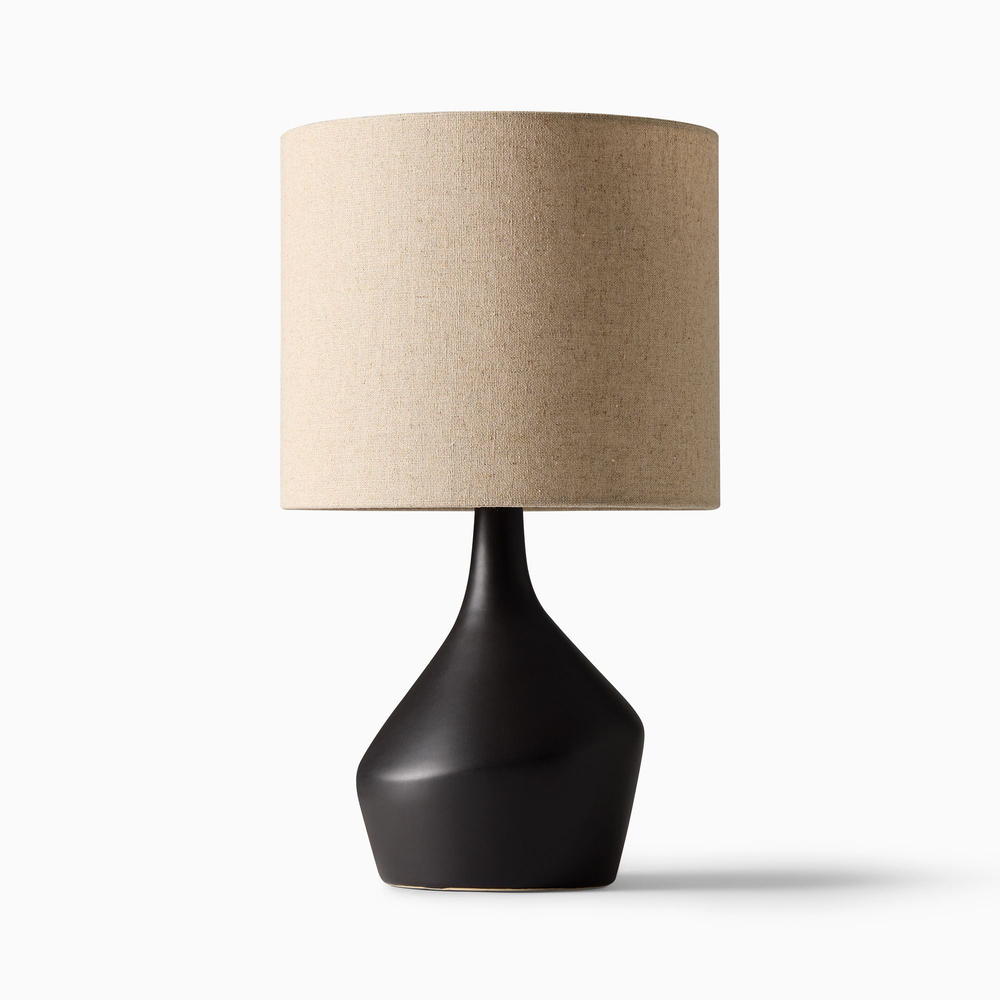 Lampe de Table Asymétrique en Céramique (43 cm) | Éclairage Sculptural avec Abat-jour en Lin