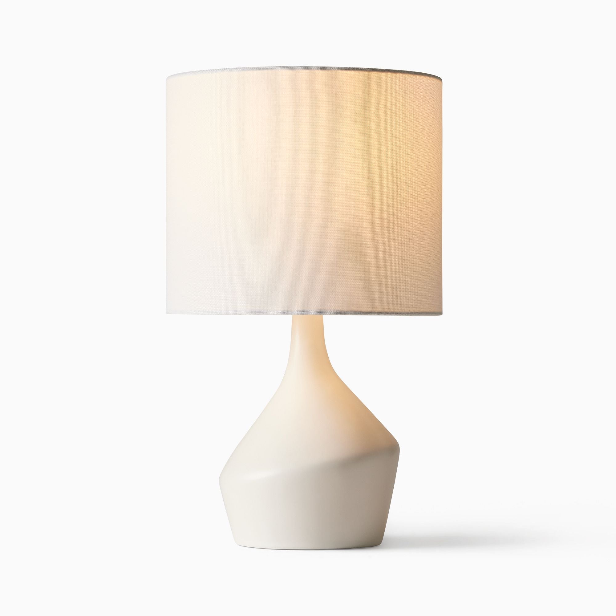 Lampe de Table Asymétrique en Céramique (43 cm) | Éclairage Sculptural avec Abat-jour en Lin